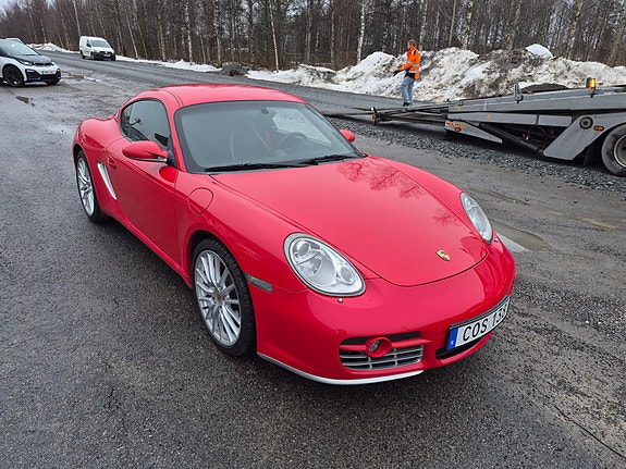 Porsche Cayman S 3 of 8
