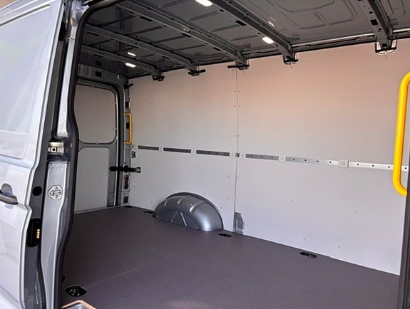 Volkswagen Crafter 6 of 8