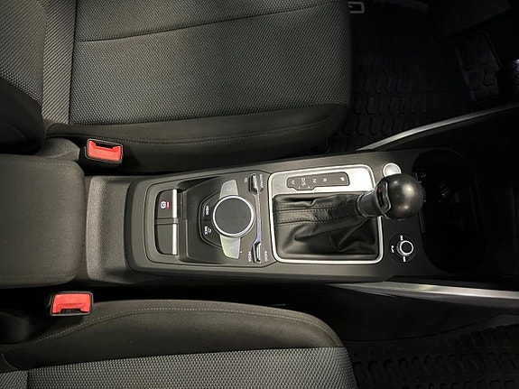 Audi Q2 18 of 19