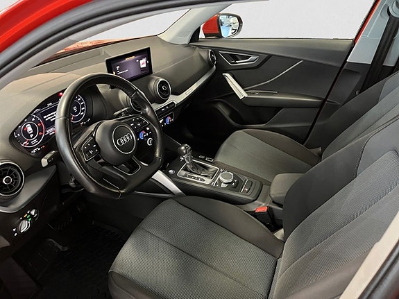 Audi Q2 7 of 19