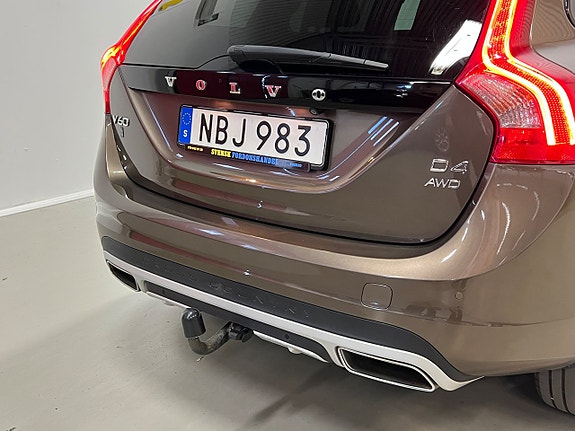 Volvo V60 Cross Country 10 of 30