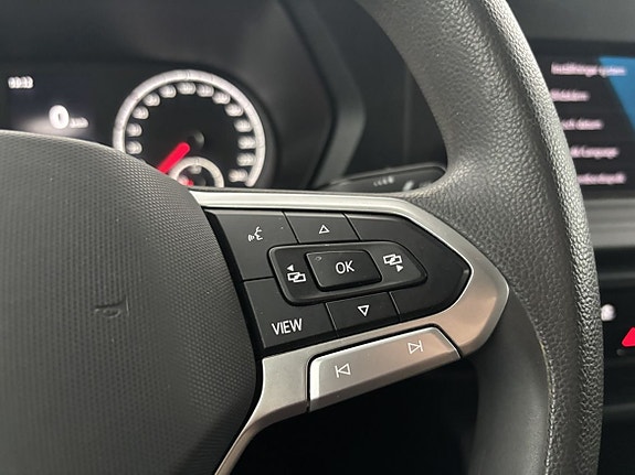 Volkswagen Caddy 8 of 26