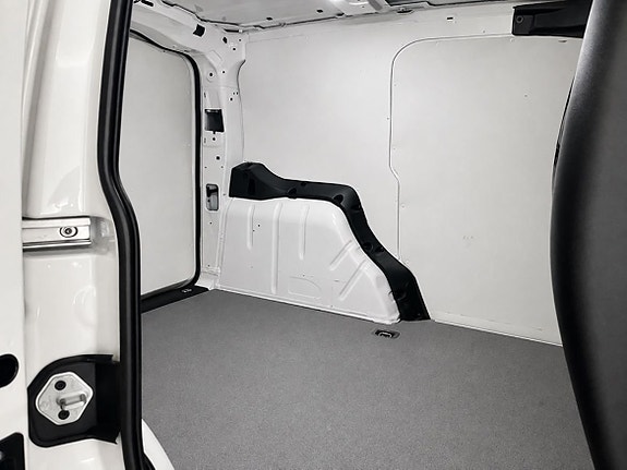 Volkswagen Caddy 18 of 23