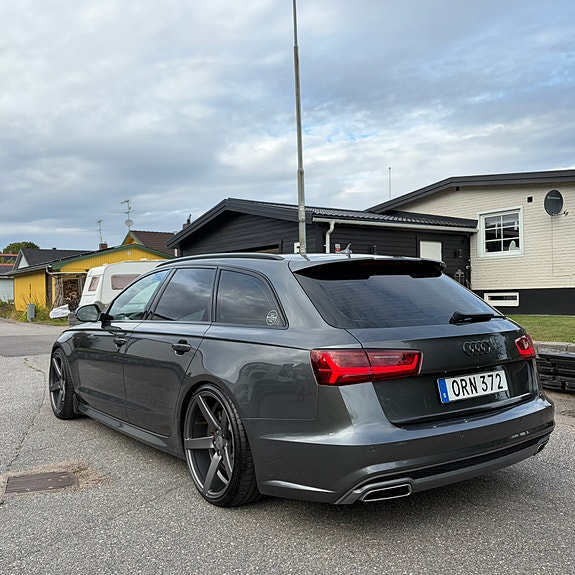 Audi A6 2 of 9