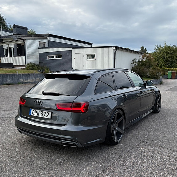Audi A6 4 of 9
