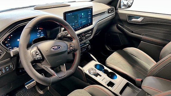 Ford Kuga 13 of 14