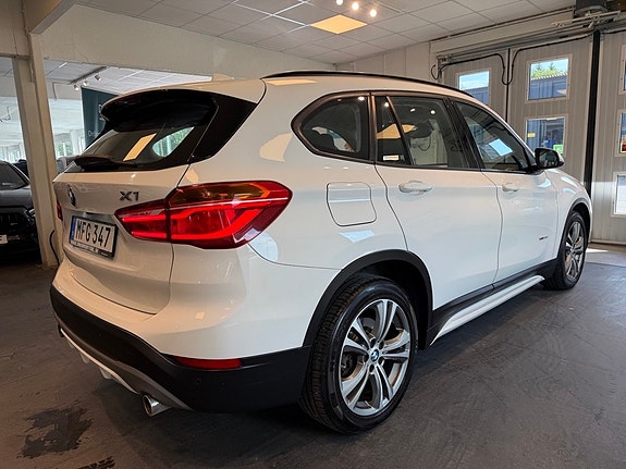 BMW X1 4 of 26