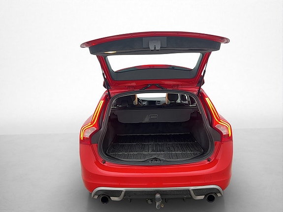 Volvo V60 25 of 29