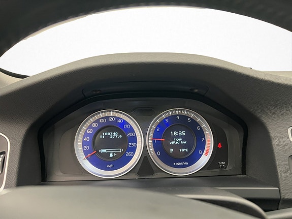 Volvo V60 16 of 29