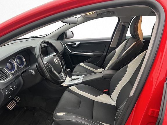 Volvo V60 12 of 29