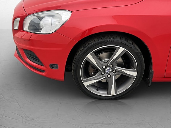 Volvo V60 26 of 29