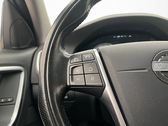 Volvo V60 15 of 29