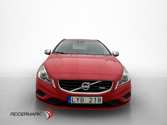 Volvo V60 2 of 29
