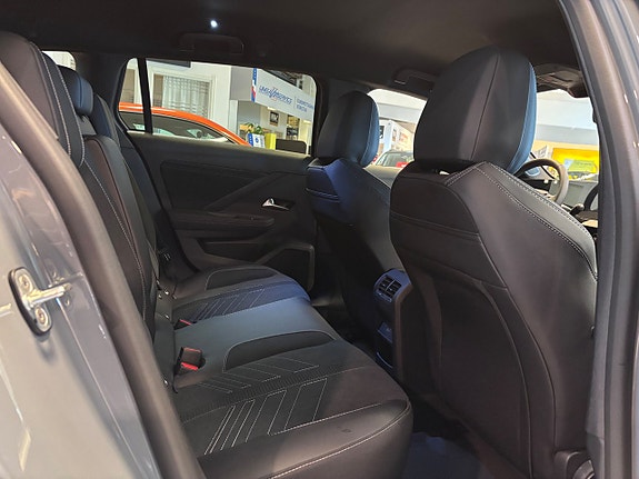 Opel Astra 7 of 16