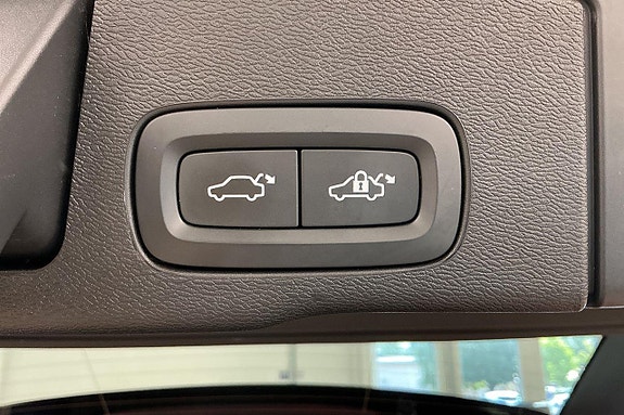 Volvo XC60 23 of 29