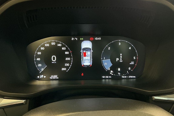 Volvo XC60 15 of 29