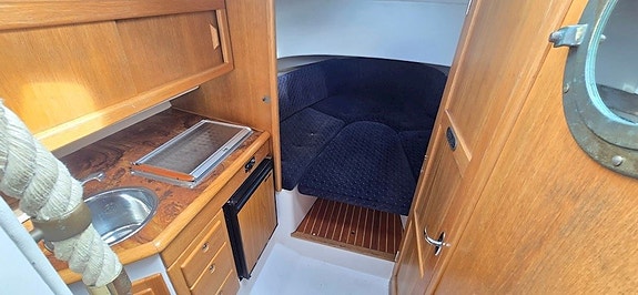 Forbina 850F - Volvo Penta D4 210 7 of 10