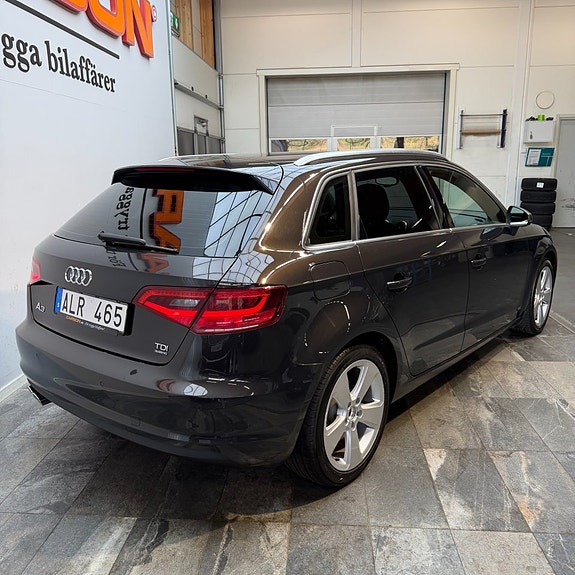 Audi A3 4 of 11
