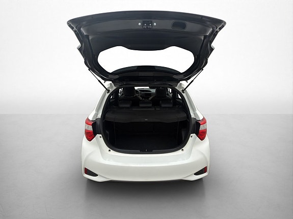 Toyota Yaris 28 of 30