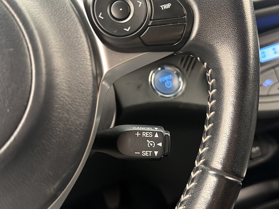 Toyota Yaris 19 of 30