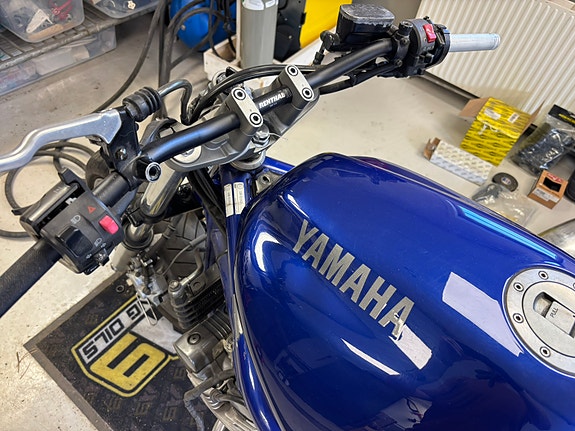 Yamaha XJ 900 Diversion S 3 of 5