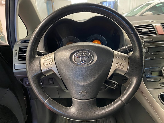 Toyota Auris 17 of 20
