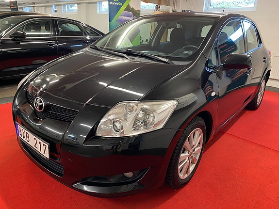 Toyota Auris 3 of 20