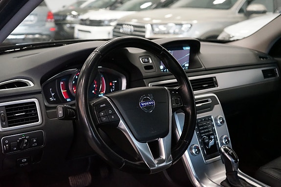 Volvo S80 7 of 14