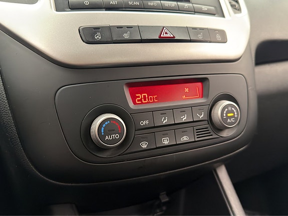 Kia Venga 17 of 26
