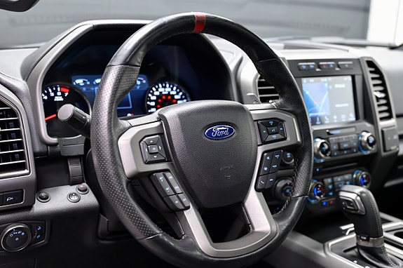 Ford F-150 18 of 27