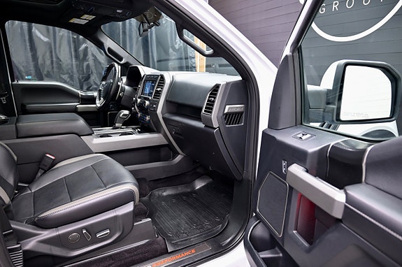 Ford F-150 12 of 27