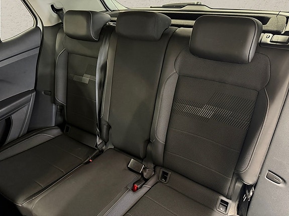 Volkswagen T-Cross 7 of 8