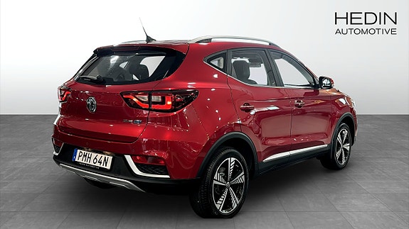 MG ZS EV 2 of 9