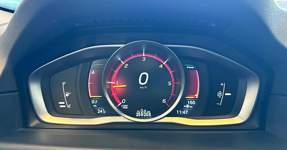 Volvo V70 15 of 21