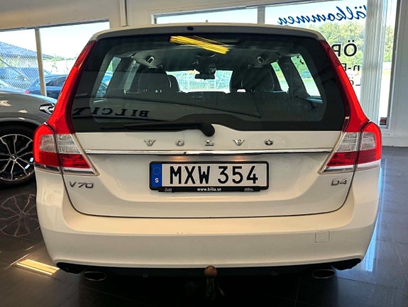 Volvo V70 8 of 21