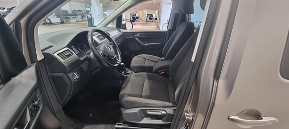 Volkswagen Caddy Maxi 9 of 11