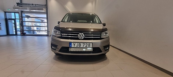 Volkswagen Caddy Maxi 2 of 11