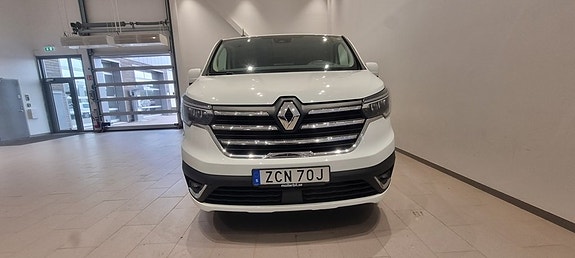 Renault Trafic 2 of 11