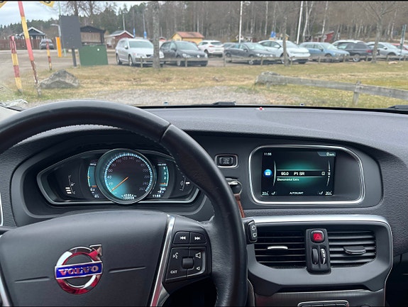 Volvo V40 6 of 8