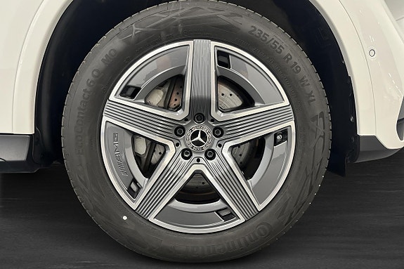Mercedes-Benz GLC300 e 12 of 18
