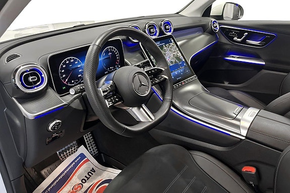 Mercedes-Benz GLC300 e 7 of 18