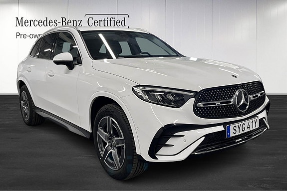 Mercedes-Benz GLC300 e 2 of 18
