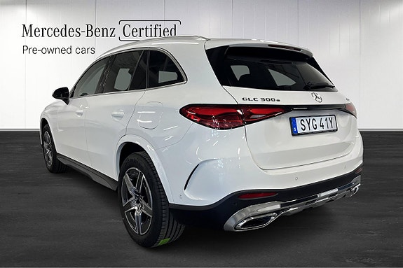 Mercedes-Benz GLC300 e 4 of 18