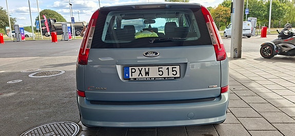 Ford C-Max 7 of 13
