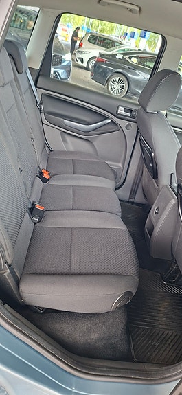 Ford C-Max 11 of 13