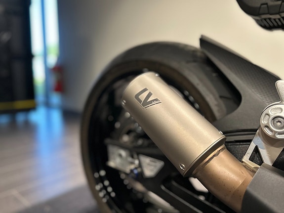 BMW S1000R/NU: 199.99kr! / Serviceavtal/ Leovince Slip-on/Tail-tidy 9 of 24