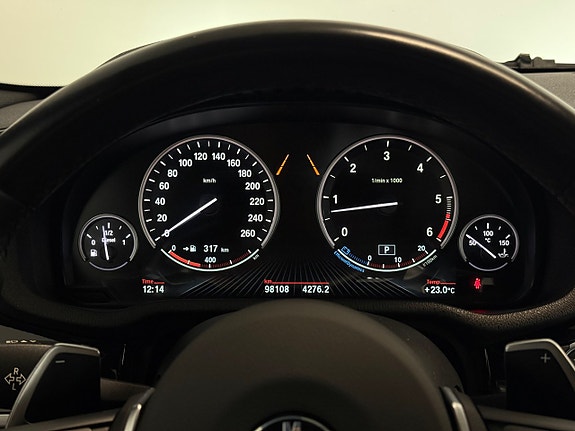 BMW X4 8 of 30