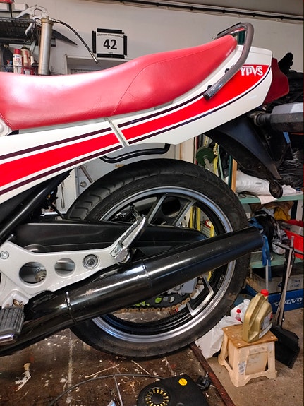 Yamaha RD 350 F 9 of 25
