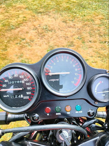 Yamaha RD 350 F 7 of 25