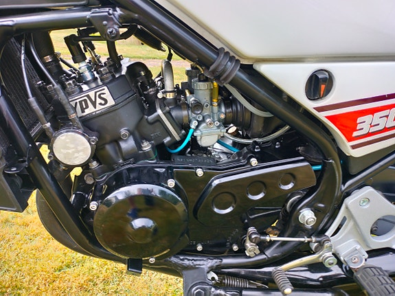 Yamaha RD 350 F 8 of 25